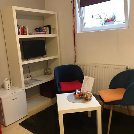 Christine Oparaugo - Mit Bad בית אירוח