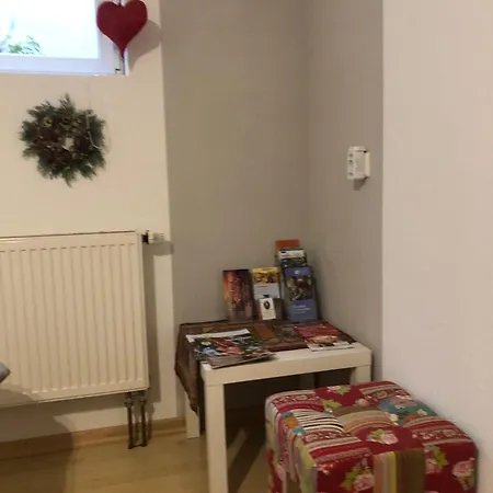 Christine Oparaugo - Mit Dusche Privat bolig *